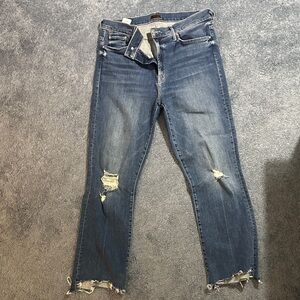MOTHER Ankle Cropped Jeans in Distressed Blue